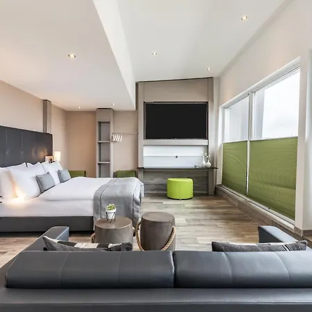 מלון Garner By Ihg ברמן