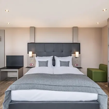 Garner By Ihg ברמן