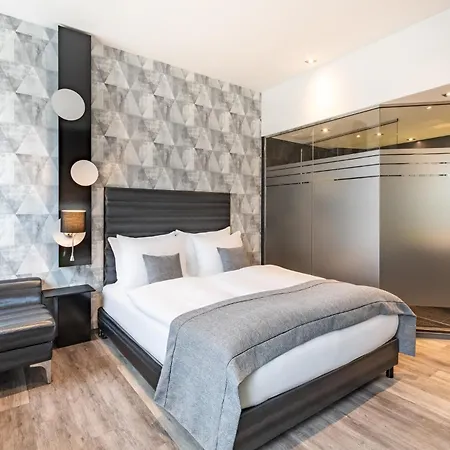 Garner By Ihg מלון