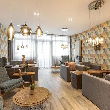 Garner By Ihg 4* ברמן