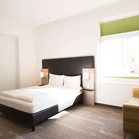 Garner By Ihg ברמן