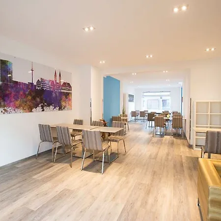 Garner By Ihg ברמן