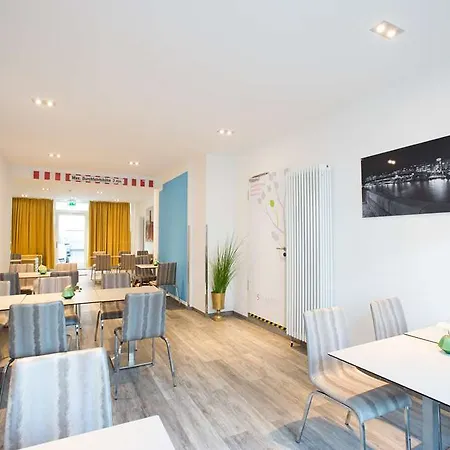 Garner By Ihg מלון
