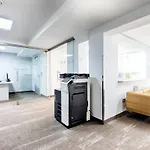 Garner By Ihg Отель