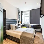 Отель Garner By Ihg