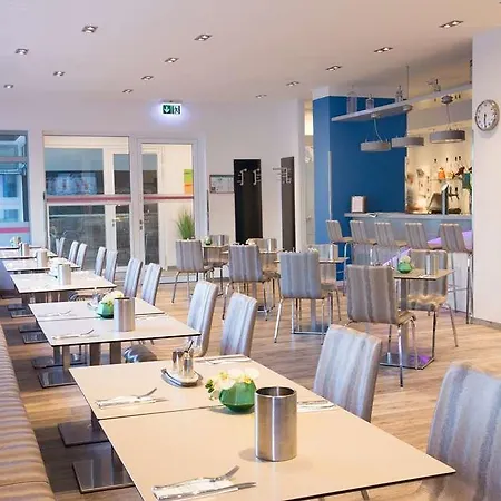 Hotel Garner By Ihg Brémy