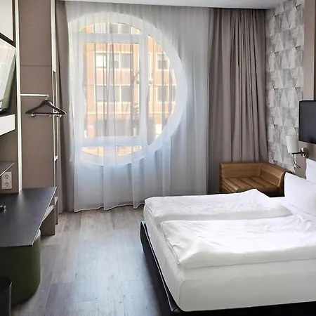 Hotel Garner By Ihg 4*