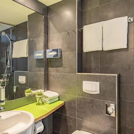 Hotel Garner By Ihg 4*