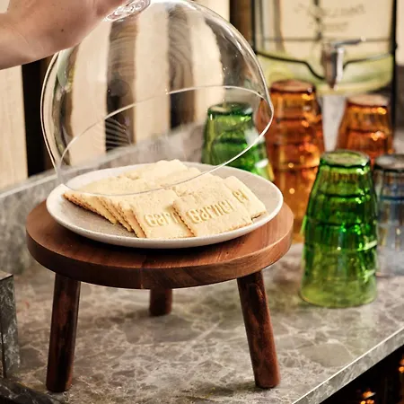 호텔 Garner By Ihg