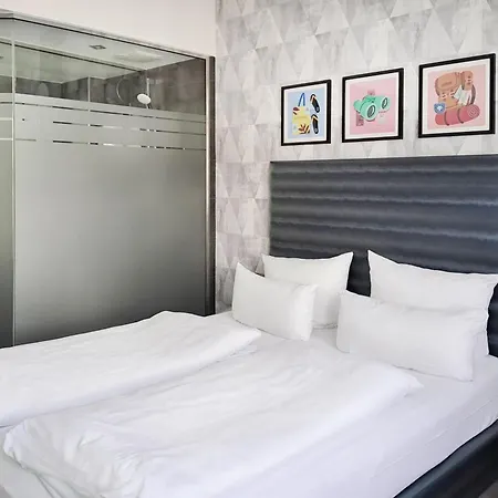 Garner By Ihg 4*