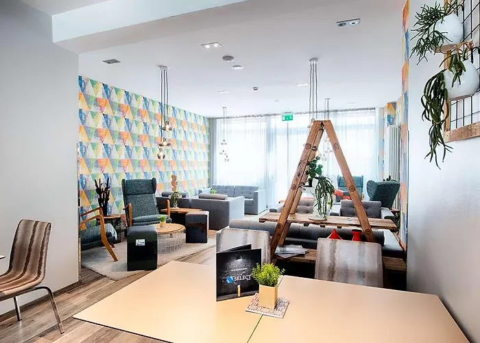 Garner By Ihg מלון