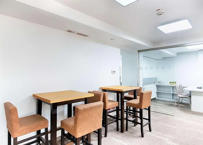 Hotel Garner By Ihg 4*